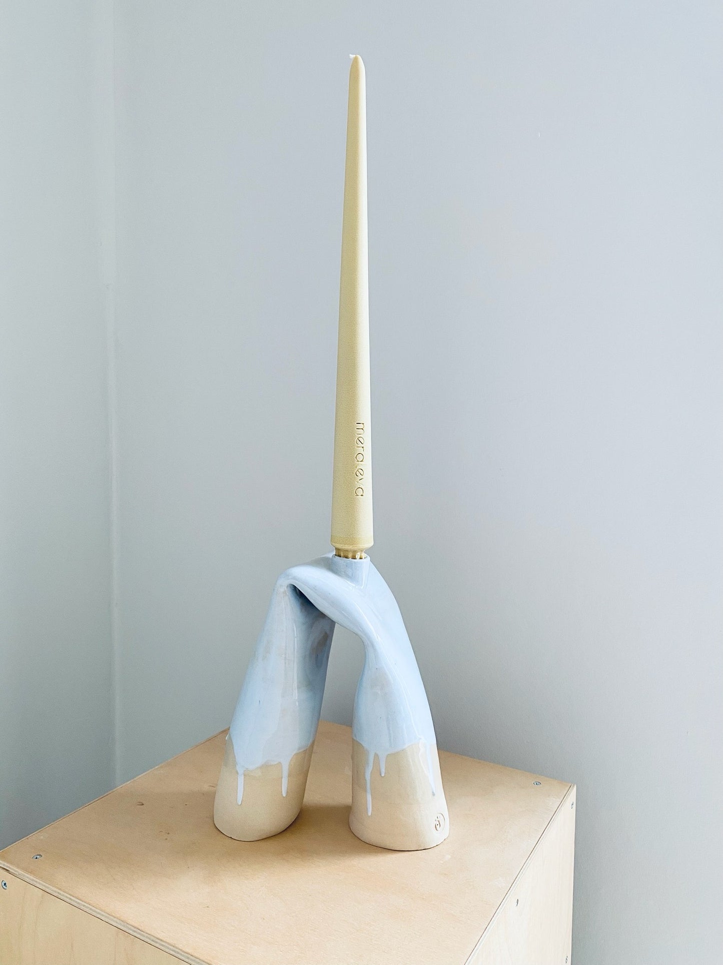 Ljusstake "folded arch"